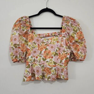 L.i.f.e. Love is For Eternity Boutique floral puff sleeve top M Medium